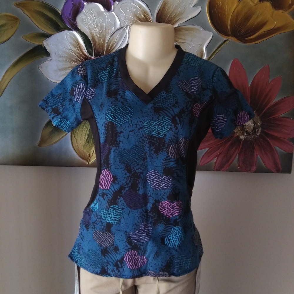 Scrub top - Picture 1 of 4